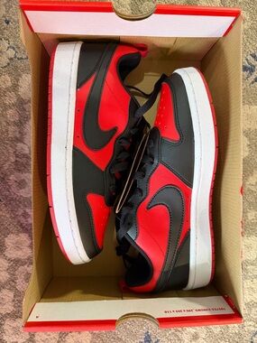 NIB Nike Court Borough Low Recraft size 5Y
